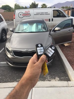 Car Key - BEST LOCKSMITH provides fast, reliable, and affordable car key services across Denver and nearby communities. We specialize in car key replacement, key duplication, transponder key programming, remote key fob replacement, and emergency lockout services.
Our team is committed to honest pricing, quick response, and professional service. Whether you’re locked out, lost your keys, or need a new transponder programmed, BEST LOCKSMITH is ready to help day or night, all across the Denver area.