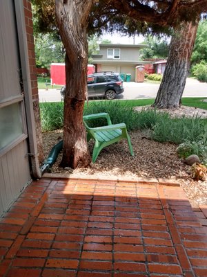 Brick wall demolition. - this project was requested by a customer that wanted to open up the view and access to the front yard. I arrived in the morning, and by the afternoon I had it removed and all the debris hauled away. Brick wall demolition. - this project was requested by a customer that wanted to open up the view and access to the front yard. I arrived in the morning, and by the afternoon I had it removed and all the debris hauled away.