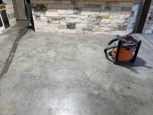 Man Cave Flake Flooring Project - Super fun project. First we grinded, treated cracks, layed our moisture vapor barrier (MVB), then we layed our base and first flake broadcast, we scraped, double broadcasted then layed our top coat to seal off this awesome project!