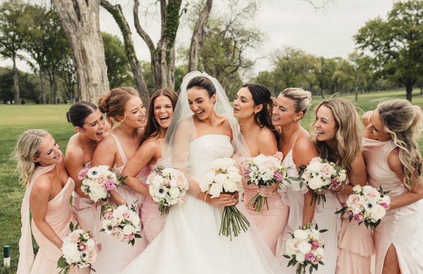 Weddings & Elopements - Florals designed to tell your story — romantic, seasonal, and deeply personal. Whether you’re planning an intimate elopement or a full celebration, Bramble & Stem creates wedding flowers that feel timeless, intentional, and uniquely you. Serving couples throughout the Kansas City area.