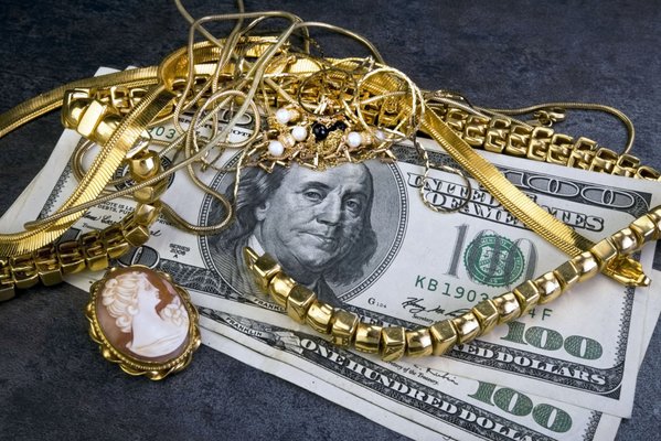 Gold Buying - Area's #1 Gold Buyer, sell your gold jewelry today, highest prices paid, come in today no appoitment needed or call 301-230-1212 for a free quote.