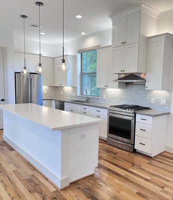 Home Cleaning - Ensuring the mot exceptional service to all our costumers providing an elegant and luxurious cleanse to your home. Home Cleaning - Ensuring the mot exceptional service to all our costumers providing an elegant and luxurious cleanse to your home.