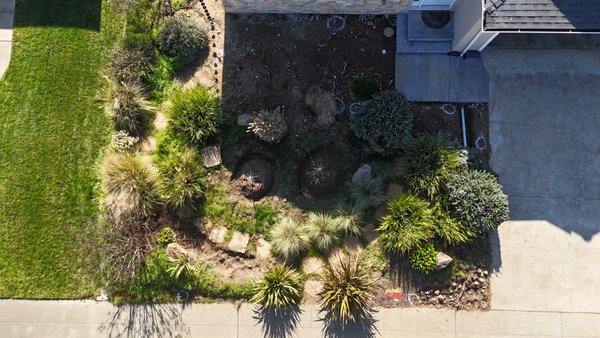 Front Yard - Welcome to Three Rocks Pavers, Inc., your locally owned and operated hardscaping specialist serving the San Francisco Bay Area. With over a decade of industry experience, we’ve built our reputation on honesty, integrity, and exceptional craftsmanship in residential and commercial paver installations. Front Yard - Welcome to Three Rocks Pavers, Inc., your locally owned and operated hardscaping specialist serving the San Francisco Bay Area. With over a decade of industry experience, we’ve built our reputation on honesty, integrity, and exceptional craftsmanship in residential and commercial paver installations.