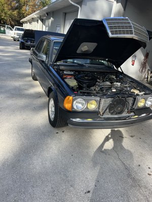 Benz restoration - This benz is gonna get the treatment it deserves