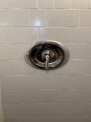 Shower valve replacment - Replace your dated two/three handle shower valve with an updated one handle function shower. Quick and simple solution when you can no longer rebuild a two/three handle shower. No tile/ drywall replacement needed. Shower valve replacment - Replace your dated two/three handle shower valve with an updated one handle function shower. Quick and simple solution when you can no longer rebuild a two/three handle shower. No tile/ drywall replacement needed.