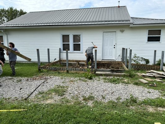 Before and after take a look! - Nice patio before and after Before and after take a look! - Nice patio before and after