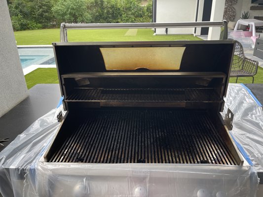 Outdoor Kitchen Grill - This outdoor grill was completed in 3 hours. What a difference Spark Grill Cleaning can do for your grill Outdoor Kitchen Grill - This outdoor grill was completed in 3 hours. What a difference Spark Grill Cleaning can do for your grill