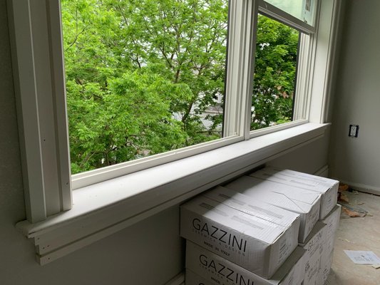 Finish & trim carpentry - Molding, doors and windows.