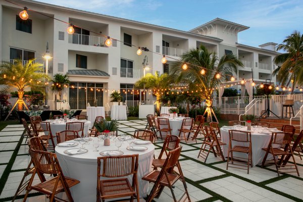 Events to Astound - Host your next board meeting, sunset cocktail party, or corporate retreat at our stunning resort in the Florida Keys.
