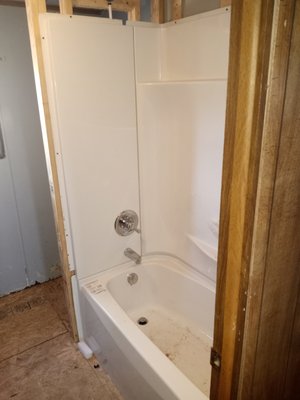 Tub/Shower Install for a bathroom remodel - A tub/shower install for a remodeled bathroom. Replaced plumbing. Tub/Shower Install for a bathroom remodel - A tub/shower install for a remodeled bathroom. Replaced plumbing.