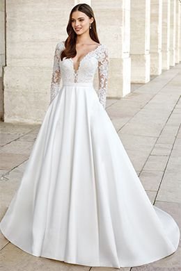 Adore By Justin Alexander - This Magic Moment Bridal Studio is a unique bridal experience where family and friends can help you find the wedding dress of your dreams. Our expert stylists are here to help you say “Yes!” to the dress, and make sure that you feel confident in your selection. We have a large and diverse selection of wedding dresses, so you’re sure to find something that fits your style and budget. Visit us today and let’s start celebrating this magic moment! With over 7 unique and beautiful lines, our prices range from $1300 to $4000. A perfect spot in-between the national average of $1900 published by The Knot. We are rated #1 in Pittsburgh by brides on both our reviews and voted winner of 2022 & 2023 Best Of The 'Burgh. We are also and Best of Weddings by The Knot for 2023, yet again! We highly recommend you take a look at our reviews and get a great feel for our beautiful studio. A hot tip, it's best to come shop 12 to 15 months prior to the wedding date. It gives the perfect time to get your beautiful dress made, delivered, and ready for alterations. Let everything come together stress-free and with ease. Book the best bridal experience because you deserve it.