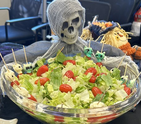 Ghostly lunch - Lunch for a staff who loves Halloween!!!! Ghostly lunch - Lunch for a staff who loves Halloween!!!!
