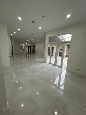 INTERIOR PAINTING SERVICES IN WESTON - Mana Painting brings vibrant interior transformations to Weston, Miami, and beyond. With expert attention to detail, our team ensures every room radiates quality and style. For a seamless, lasting finish, choose Borawas Painting—where Miami’s interiors come to life.