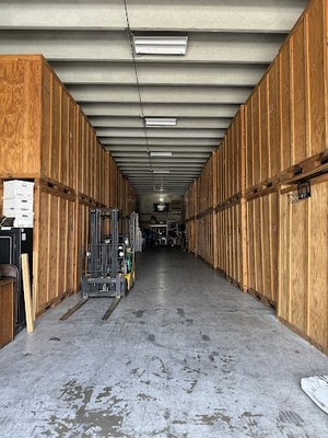 Storage units - We have climate-controlled units that you access inside, so you are out of the weather. No more getting wet when in the rain or snow, just drive in an unload!
ASK ABOUT OUR CURRENT SPECIALS! Storage units - We have climate-controlled units that you access inside, so you are out of the weather. No more getting wet when in the rain or snow, just drive in an unload!
ASK ABOUT OUR CURRENT SPECIALS!