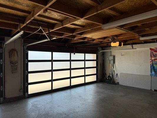 New garage door with Frosted Glass - A sleek and modern upgrade!
For this project, we installed a brand-new garage door featuring frosted glass panels — the perfect combination of privacy and contemporary style. This upgrade completely transformed the home’s exterior, giving it a clean, updated, and high-end look that stands out in the neighborhood. New garage door with Frosted Glass - A sleek and modern upgrade!
For this project, we installed a brand-new garage door featuring frosted glass panels — the perfect combination of privacy and contemporary style. This upgrade completely transformed the home’s exterior, giving it a clean, updated, and high-end look that stands out in the neighborhood.