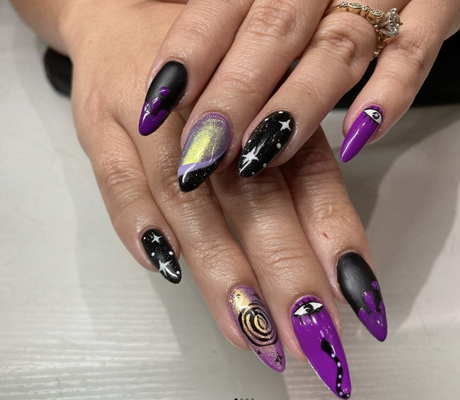 Carmen l Nails - A concept salon designed with all your needs in mind
That’s it, it’s just that straightforward.