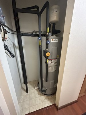 80 gallon- side tilt solar thermal installation - This was a burnout replacement solar thermal installation. 80 gallon- side tilt solar thermal installation - This was a burnout replacement solar thermal installation.