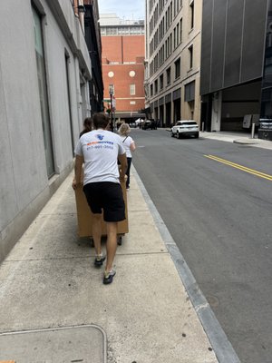 Last minute movers. - Brave Movers Co.🚚 specializes in last-minute moving services. Whether an unexpected move arises or plans change, our experienced team is ready to step in and handle your move efficiently and quickly. We provide the same top-quality service, even on short notice, to ensure a smooth transition when you need it most.📦🏠💪