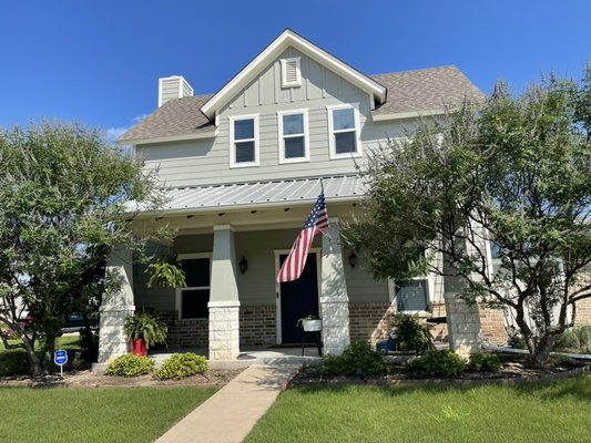 Another Exterior paint project completed! - Another Exterior paint project completed! What a big difference a paint job can make and bring life into a home! 🙂