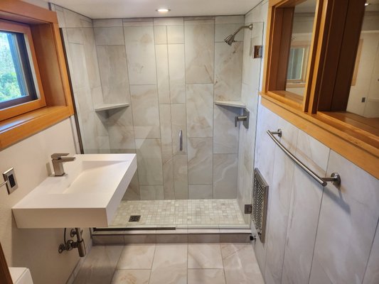 Bathroom remodel was needing it badly.. - This bathroom was way out dated and in bad shape. We gutted it moved the wall out 2 ft and turned it in a masterclass bathroom. Bathroom remodel was needing it badly.. - This bathroom was way out dated and in bad shape. We gutted it moved the wall out 2 ft and turned it in a masterclass bathroom.