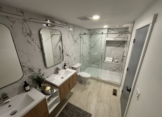 Bathroom tile work - We deliver exceptional craftsmanship in every tile replacement and installation project. With attention to detail and quality, we make sure that each finished job leaves the homeowner completely satisfied. Your home deserves the best, and our team is dedicated to exceeding expectations every time. Bathroom tile work - We deliver exceptional craftsmanship in every tile replacement and installation project. With attention to detail and quality, we make sure that each finished job leaves the homeowner completely satisfied. Your home deserves the best, and our team is dedicated to exceeding expectations every time.