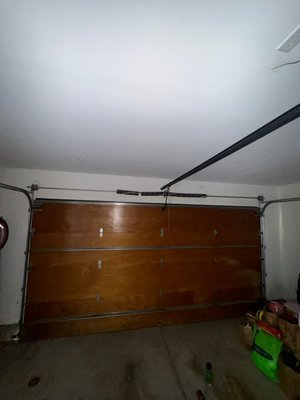 Garage door Broken Springs Repairs - Professional broken spring replacement in Irvine, CA, featuring high quality springs made in the USA with SSC for lasting performance.

Call now 949 903 1936 
Open 24/7 for any emergency repair in Orange County, California.