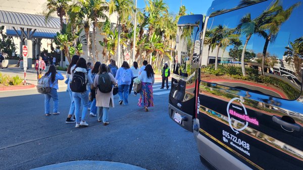 airport shuttle - airport transportation to and from Lax,sba,burbank and any private airport in the los Angeles area airport shuttle - airport transportation to and from Lax,sba,burbank and any private airport in the los Angeles area