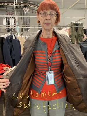 Elegant and Fabulous genuine Leather Jackets - She loves her genuine leather jacket and that’s her favorites jackets. She belongs this leather jacket for over than 20 years. She upsets because the linings and the pockets was torn. We replace the new linings and new pockets in her Fabulous Genuine Leather jackets. She deserves well. Elegant and Fabulous genuine Leather Jackets - She loves her genuine leather jacket and that’s her favorites jackets. She belongs this leather jacket for over than 20 years. She upsets because the linings and the pockets was torn. We replace the new linings and new pockets in her Fabulous Genuine Leather jackets. She deserves well.