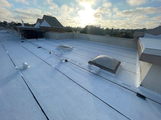 HOA Flat Roof Replacement - Palms - This multi-unit HOA building got a fresh roofing system upgrade with a new Polyglass® low slope solution featuring Polyfresko G modified bitumen cap membrane and Elastoflex SA V Plus self-adhering base membrane. With top-notch waterproofing, UV resistance, and long-lasting durability, this roof is built to handle whatever comes its way, keeping all residents covered for years to come. HOA Flat Roof Replacement - Palms - This multi-unit HOA building got a fresh roofing system upgrade with a new Polyglass® low slope solution featuring Polyfresko G modified bitumen cap membrane and Elastoflex SA V Plus self-adhering base membrane. With top-notch waterproofing, UV resistance, and long-lasting durability, this roof is built to handle whatever comes its way, keeping all residents covered for years to come.