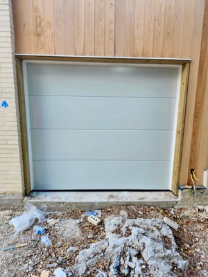 Springdale Heights Community - New community project installations of garage doors in Austin. Insulated and non-insulated doors and operators installed in a new build communities. Springdale Heights Community - New community project installations of garage doors in Austin. Insulated and non-insulated doors and operators installed in a new build communities.