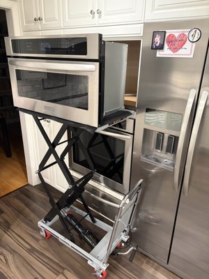 Built-In Microwave Repair - We provide professional built-in microwave repair services for all major brands, including KitchenAid, Whirlpool, GE, Bosch, Thermador, Viking, JennAir, LG, Samsung, and more. Our technicians diagnose and repair issues such as no heat, sparking, turntable problems, display errors, door switch failures, power issues, unusual noises, and ventilation problems. We service residential and high-end built-in microwave units throughout the Bay Area. Fast appointments, experienced technicians, and quality workmanship.