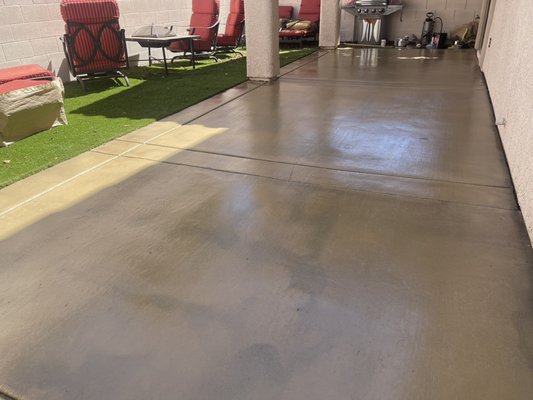 Concrete staining with poly urethane concrete sealer. - Concrete Restored is a premier concrete floor coating contractor. Specializing in concrete staining, concrete sealing, poly urethane, acrylic urethane, pool deck coating, paver sealing, epoxy, metallic epoxy, industrial epoxy, concrete polishing, concrete grinding, concrete sanding, paver sealing and paver cleaning.  Concrete Restored offers these services on patios, courtyards, walkways, sidewalks, driveways, garage floors, business floors, residential concrete floors, commercial store fronts, and industrial warehouses.  Concrete Restored only offers the best materials from concrete accessaries, acrylic urethane, calico, poly urethane, sherwin Williams, PPG, Dunn Edward’s, Lowe’s, Home Depot, Behr paints, Daaramen’s, smith stains, smiths acrylic poly urethane, and Purdy rollers