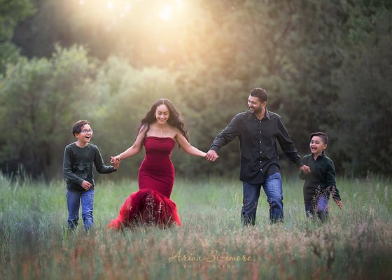 Family Photoshoots - Outdoor Family Portraits Family Photoshoots - Outdoor Family Portraits