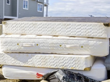 FULL-SERVICE MATTRESS REMOVAL - Is it time to bid farewell to your old mattress? Look no further than NewMind Junk & Debris Removal for fast and reliable mattress removal services. As a full-service junk removal company, we take care of all the heavy lifting so you don't have to lift a finger.
Our friendly and experienced team handles your mattress with care, ensuring no damage is done to your home or property during the removal process. At NewMind Junk & Debris Removal, we not only care about providing exceptional service, but we also care about our county and keeping it clean.

We are committed to sustainable practices, which is why we take the time to recycle and donate whenever possible, before resorting to the local landfill. By choosing our services, you can rest easy knowing that your mattress will be disposed of responsibly.

With years of experience in efficiently and safely removing a wide variety of items, our expert team is well-equipped to meet all your mattress removal needs. Whether you're looking to get rid of a single mattress or multiple mattresses, we've got you covered.

In addition to mattress removal, we offer a comprehensive list of items that we can remove, including appliances like refrigerators, freezers, ovens, and washing machines. We also handle electronics such as televisions, computer monitors, and gaming consoles. Office furniture, storage unit cleanouts, and construction site cleanups are also within our expertise.
Please note that the listed items are not exhaustive, and we can handle many other types of junk removal projects. At NewMind Junk & Debris Removal, we pride ourselves on providing reliable, efficient, and environmentally conscious services. 

Ready to experience the ease of a clutter-free space? Contact us today to schedule a pickup and let us take care of your mattress removal needs. Remember, with NewMind Junk & Debris Removal, leaving your old mattress behind is just a phone call away.