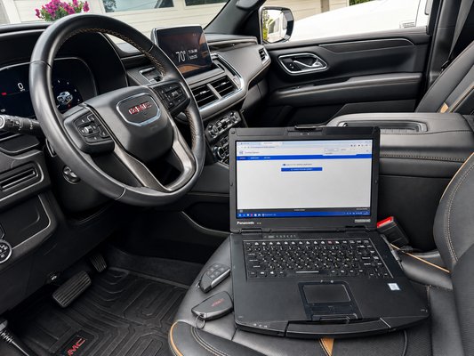 2023 GMC Yukon Spare Key Programming - 2023 GMC Yukon spare key programming completed using GM factory software (SPS2). OEM smart key added, tested, and verified. We provide professional mobile key programming, diagnostics, and automotive locksmith services throughout Southwest Washington and the Portland metro area