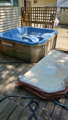 Hot Tub Removal Job - Hot tub removal job completed for a customer in Lansing, MI.
From single items to large scale clean outs Toss & Go Junk Removal LLC is your choice for fast, friendly, professional service!
To schedule your free no obligation estimate:
📲Call/Text: (517) 525-5465
📧Email: info@tossandgojunkremoval.com Hot Tub Removal Job - Hot tub removal job completed for a customer in Lansing, MI.
From single items to large scale clean outs Toss & Go Junk Removal LLC is your choice for fast, friendly, professional service!
To schedule your free no obligation estimate:
📲Call/Text: (517) 525-5465
📧Email: info@tossandgojunkremoval.com
