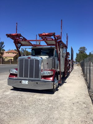Mobile Diesel & Gas Mechanic Repairs - Engine, transmission, hoses, belts, electrical, brakes, suspension, tires, batteries, you name it. Mobile Diesel & Gas Mechanic Repairs - Engine, transmission, hoses, belts, electrical, brakes, suspension, tires, batteries, you name it.
