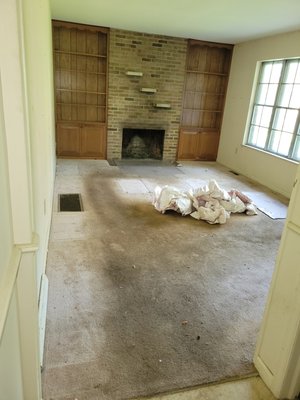 Carpet Deep Cleaning (Move Out) - This carpet deep clean was done on a home that the owner is prepping to sell. It was recently vacated and in need of a good cleaning. Carpet Deep Cleaning (Move Out) - This carpet deep clean was done on a home that the owner is prepping to sell. It was recently vacated and in need of a good cleaning.