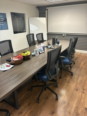 Commercial office cleaning - This is an office recurring cleaning project every week carpet and floor cleaning Commercial office cleaning - This is an office recurring cleaning project every week carpet and floor cleaning