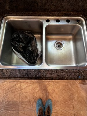 Cracked Granite Repair - Granite countertops repair front and back of sink sections!! Cracked Granite Repair - Granite countertops repair front and back of sink sections!!