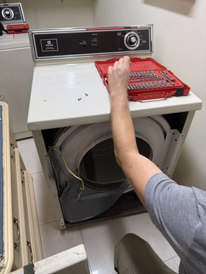 Dryer 1988 - This dryer is a true example of old-school quality. After 37 years of flawless operation, it experienced its first-ever failure — a worn-out blower assembly.
Our technician diagnosed the issue, replaced the blower with a proper matching part, and fully tested the unit. After the repair, the dryer is running smoothly, quietly, and efficiently again.
With this repair completed, this dryer is expected to keep working reliably for many more decades — easily another 40–50 years with normal use.
Proof that quality repairs and proper maintenance can extend the life of appliances far beyond modern expectations. Dryer 1988 - This dryer is a true example of old-school quality. After 37 years of flawless operation, it experienced its first-ever failure — a worn-out blower assembly.
Our technician diagnosed the issue, replaced the blower with a proper matching part, and fully tested the unit. After the repair, the dryer is running smoothly, quietly, and efficiently again.
With this repair completed, this dryer is expected to keep working reliably for many more decades — easily another 40–50 years with normal use.
Proof that quality repairs and proper maintenance can extend the life of appliances far beyond modern expectations.