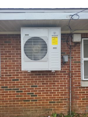 Mini split replacements in Huntsville - These mini splits were changed out in NW Huntsville. New line sets were replaced and the most important part was, the customers were happy to have conditioned air.