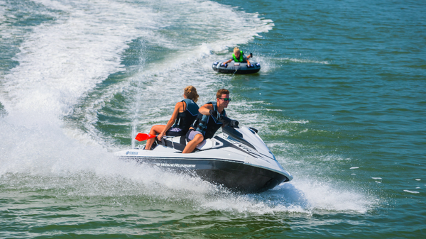 SET OF 2 YAMAHA VX CRUISER JET SKIS - SET OF 2 YAMAHA VX CRUISER
JET SKIS
Perfect for 1 - 3 people
Life vests included
Full tank of gas upon delivery
From $199*/each machine

* Each when booked as a pair for 4 days or more.

A $750 Deposit is required with any purchase.
