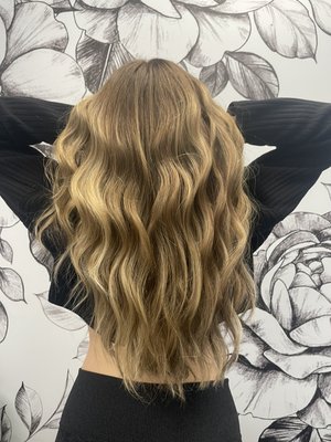 Best of Balayage in West Michigan - Looking to change up your hair?? Moonflower hair studio is here to give your your dream hair ❤️ Best of Balayage in West Michigan - Looking to change up your hair?? Moonflower hair studio is here to give your your dream hair ❤️