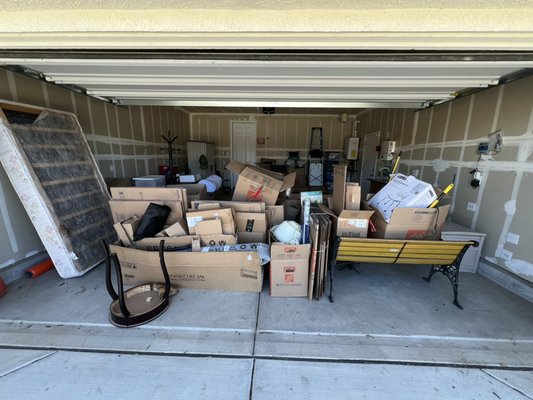 Cleanup House ready to list on the Market in Marysville CA - Trash from a move in Plumas Lake CA Cleanup House ready to list on the Market in Marysville CA - Trash from a move in Plumas Lake CA