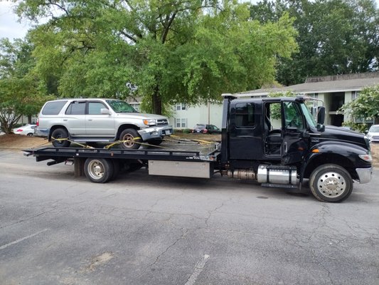 Towing Scenario - This car was requested to be moved around 3 miles down the road to their home, and since we’re close from them, then the job was very quick and simple. Towing Scenario - This car was requested to be moved around 3 miles down the road to their home, and since we’re close from them, then the job was very quick and simple.