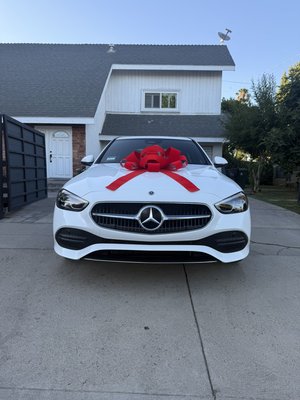 2025 Mercedes Benz C300 - She came in looking for a luxury sedan — but had to stay within a tight budget. We made it happen. 🙌
Now she’s driving off in a beautiful Mercedes-Benz C300 without breaking the bank. 2025 Mercedes Benz C300 - She came in looking for a luxury sedan — but had to stay within a tight budget. We made it happen. 🙌
Now she’s driving off in a beautiful Mercedes-Benz C300 without breaking the bank.