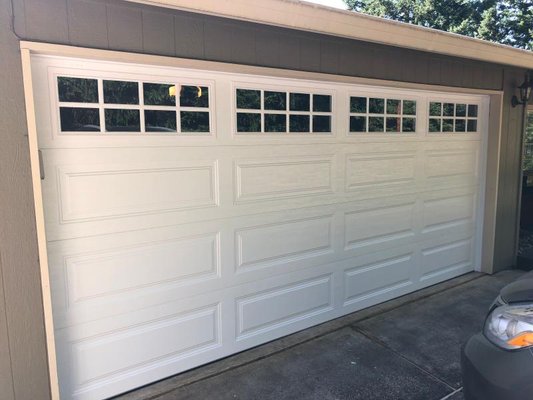 Traditional Garage Doors Raised panel - Reliable, low-maintenance raised panel garage doors for those who know that the classics never go out of style.
Available in short and long panel options, the recessed edge and slightly raised interior surface of our panels add depth and definition to this neighborhood staple. Traditional Garage Doors Raised panel - Reliable, low-maintenance raised panel garage doors for those who know that the classics never go out of style.
Available in short and long panel options, the recessed edge and slightly raised interior surface of our panels add depth and definition to this neighborhood staple.