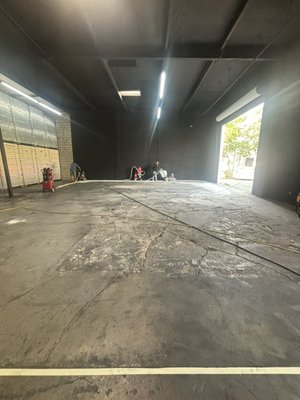 Industrial/ commercial floors - With over 20 years in the specialty coatings industry and our manufacturer having 30 years in this industry as well, we’ve developed a superior floor that’s unmatched when it comes to industrial/commercial Epoxy first we use a concrete denier to not only patch all cracks and holes on your floor, but makes your concrete up to five times stronger then we apply a first layer of 100% solid industrial moisture vapor barrier then we add a layer of 100% solid industrial epoxy. If you choose the Flake system this is when we would add a layer of flakes color of your choice then, depending on the system, you choose would be a layer of clear 95% solid industrial, high claw poly aspartic orhigh urethane with anti-slip additive Industrial/ commercial floors - With over 20 years in the specialty coatings industry and our manufacturer having 30 years in this industry as well, we’ve developed a superior floor that’s unmatched when it comes to industrial/commercial Epoxy first we use a concrete denier to not only patch all cracks and holes on your floor, but makes your concrete up to five times stronger then we apply a first layer of 100% solid industrial moisture vapor barrier then we add a layer of 100% solid industrial epoxy. If you choose the Flake system this is when we would add a layer of flakes color of your choice then, depending on the system, you choose would be a layer of clear 95% solid industrial, high claw poly aspartic orhigh urethane with anti-slip additive