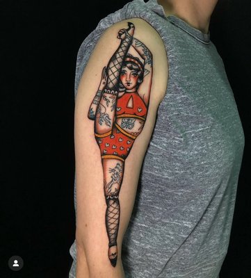 American Traditional Tattoos - Inspired by American culture, folklore, and history. American Traditional tattooing is characterized by simple designs with bold outlines and limited color palettes. These tattoos usually feature timeless imagery such as anchors, roses, eagles, skulls, and nautical theme